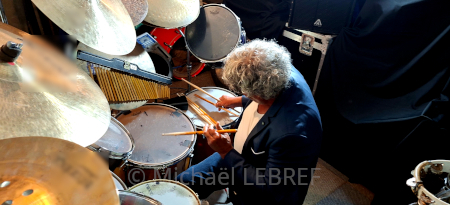 Pierre-Marie Tronc à la batterie 16