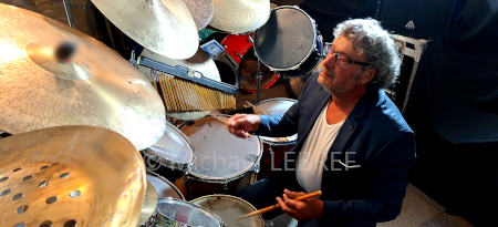 Pierre-Marie Tronc à la batterie 17